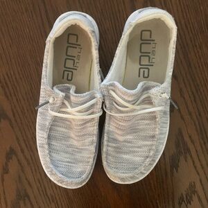Womens Hey dudes shoes size 7